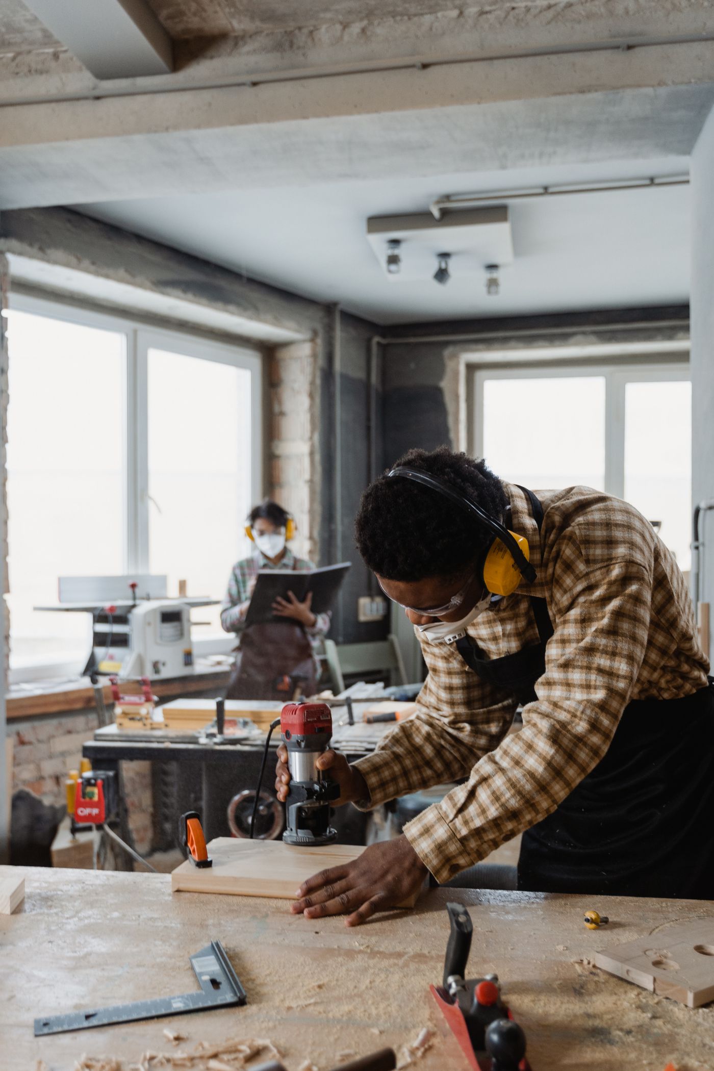Travail du bois à l'atelier